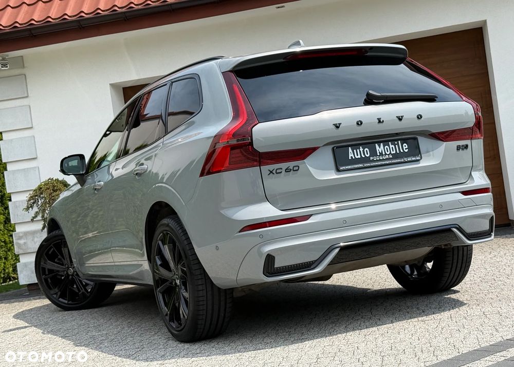 Volvo XC 60 B5 B AWD Plus Dark - 6