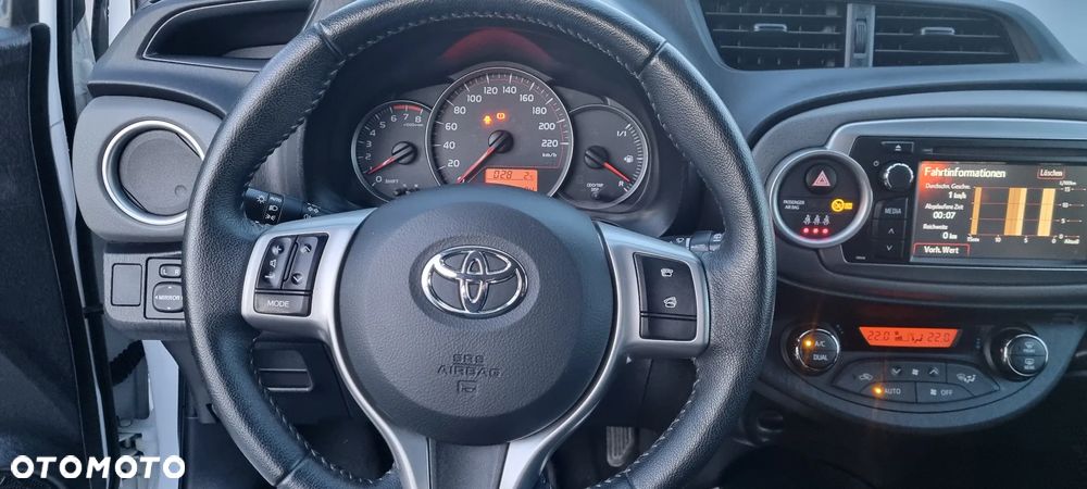Toyota Yaris 1.33 VVT-i Edition 2014 - 6