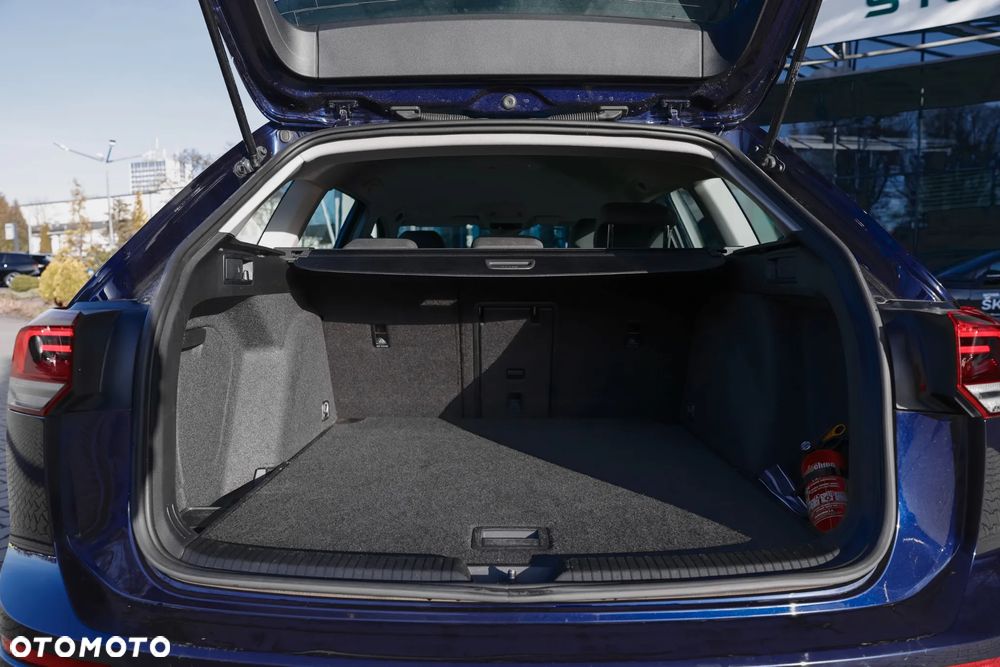 Volkswagen Golf - 9