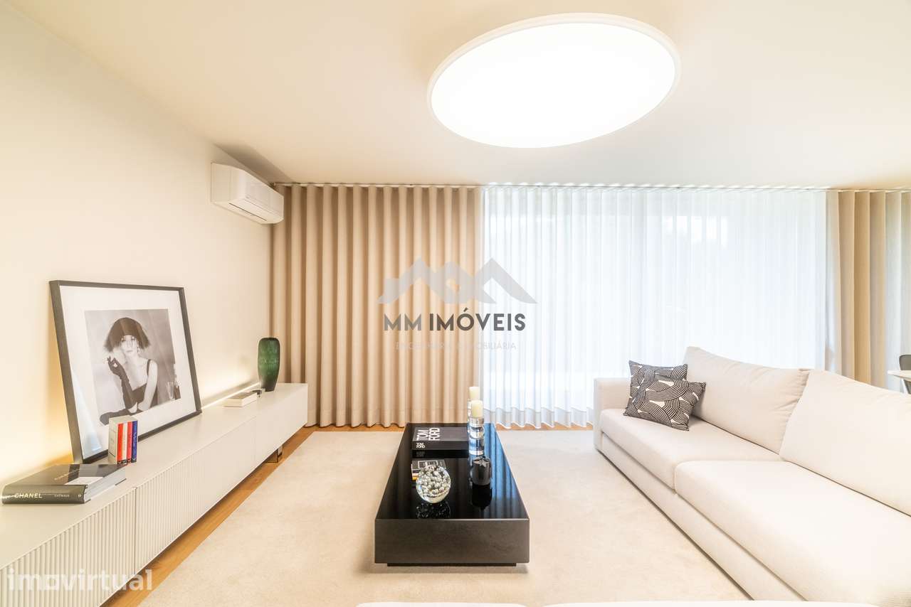 Apartamento T2 2026 | Alameda Jardins da Arrábida | Varanda | Ginásio - Grande imagem: 5/31