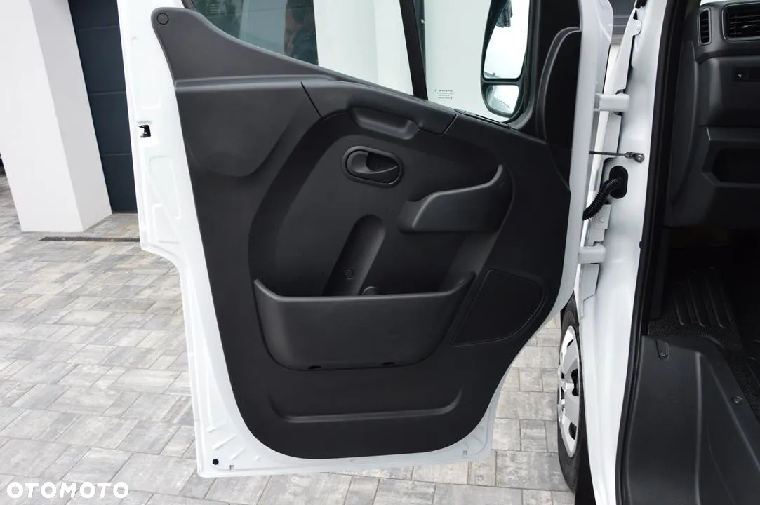 Renault Master - 25