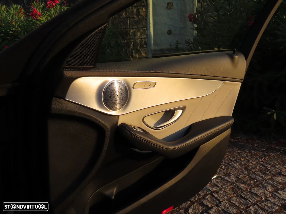 Mercedes-Benz C 300 - 19