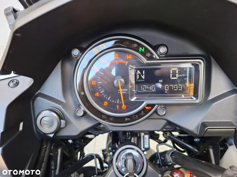 Kawasaki Versys 1000 - 8