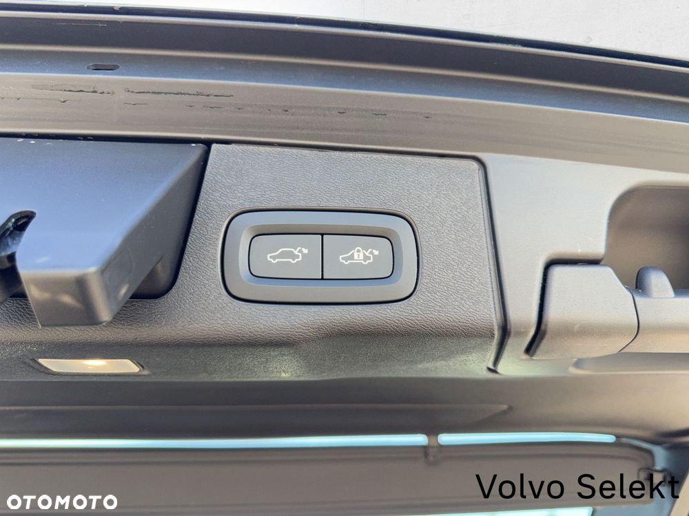 Volvo XC 60 - 25