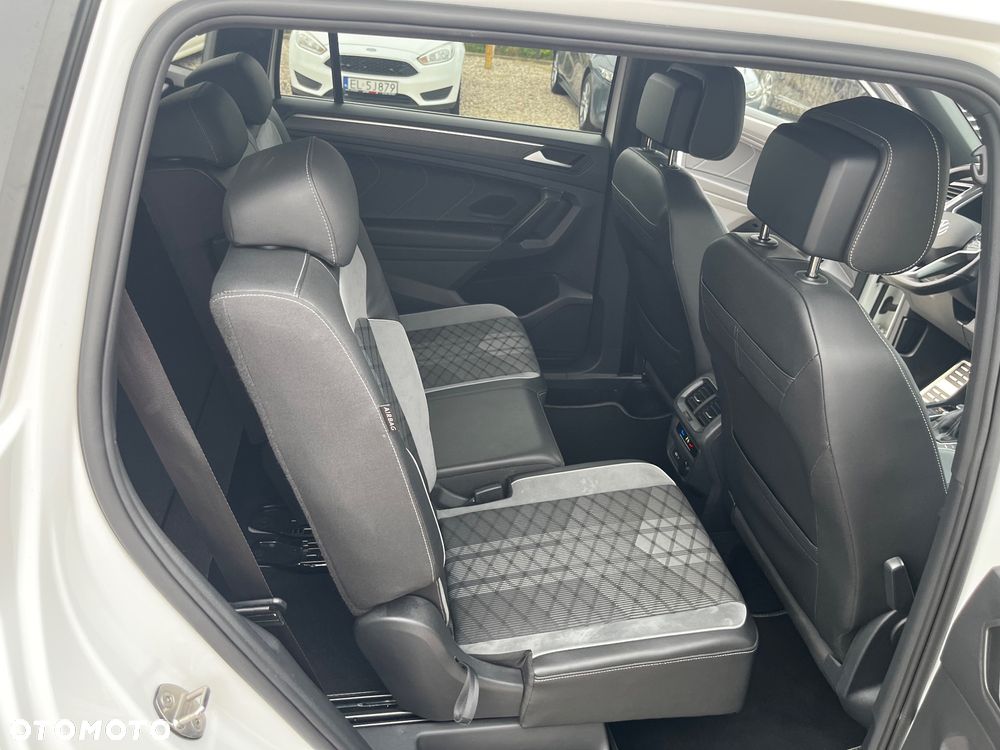 Volkswagen Tiguan 2.0 TDI SCR 4Mot R-Line DSG - 39