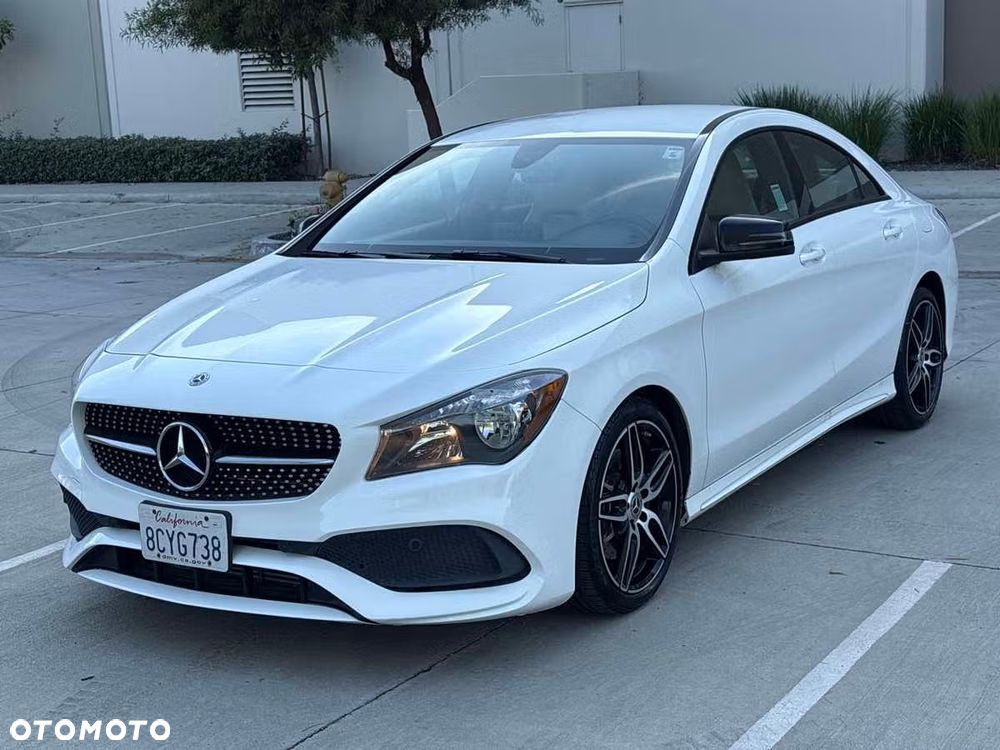 Mercedes-Benz CLA - 1
