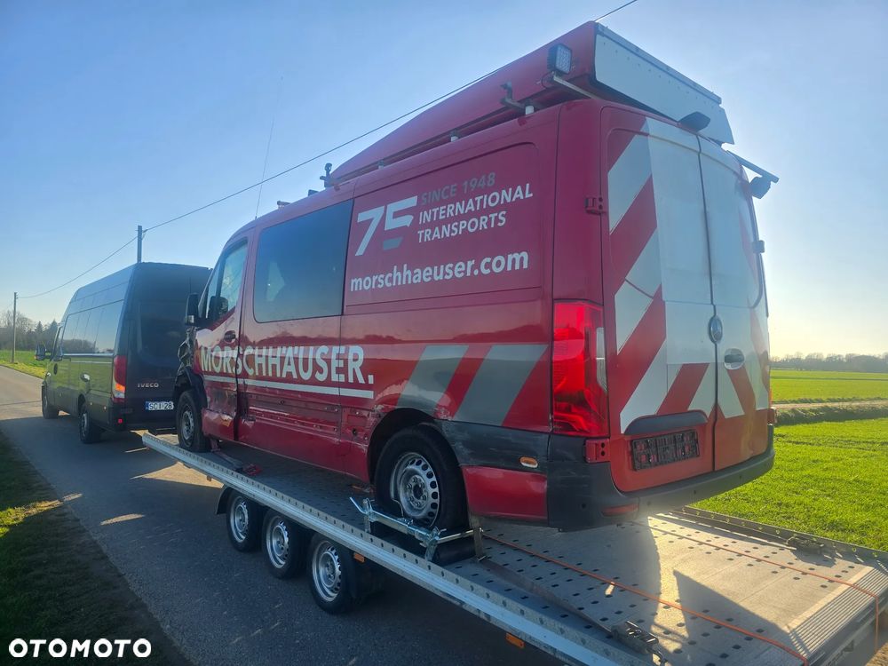 Mercedes-Benz Sprinter - 2