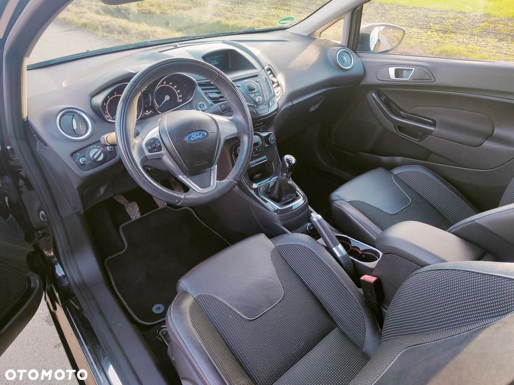 Ford Fiesta - 9