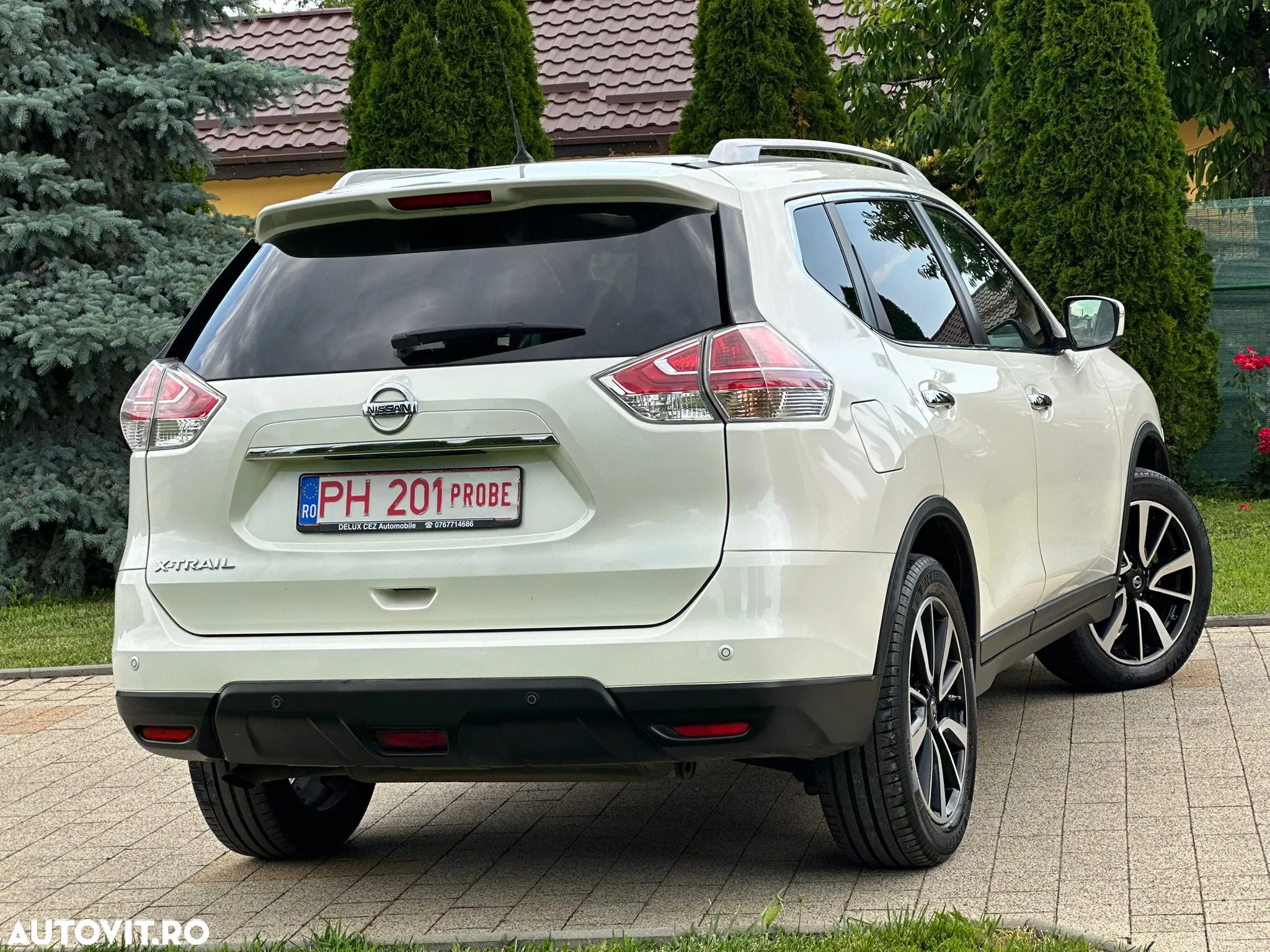 Nissan X-Trail 1.6L dCI Start/Stop Tekna - 3