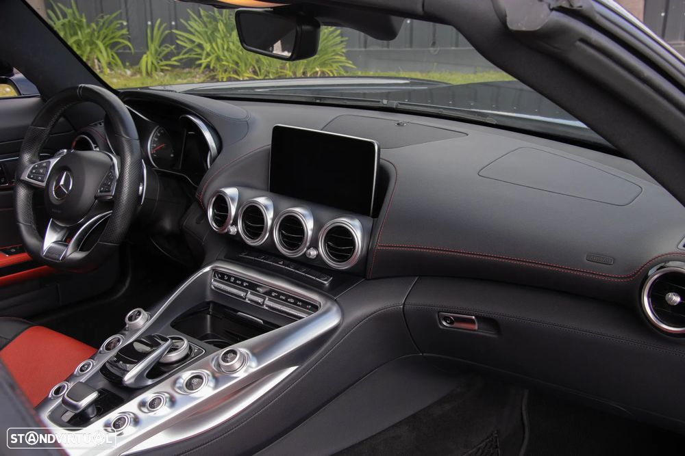 Mercedes-Benz AMG GT Roadster - 18