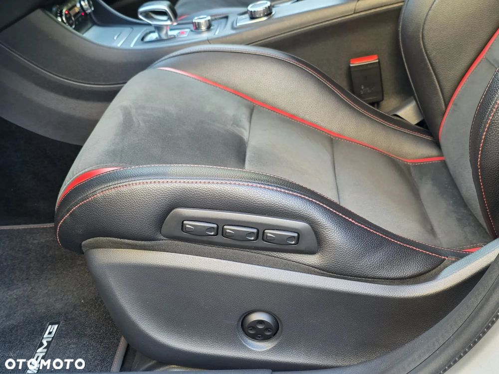Mercedes-Benz CLA AMG 45 4Matic AMG Speedshift DCT 7G - 15