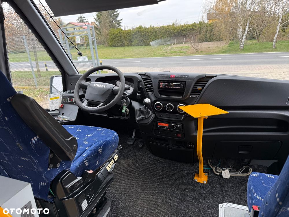 Iveco Rosero First - 19