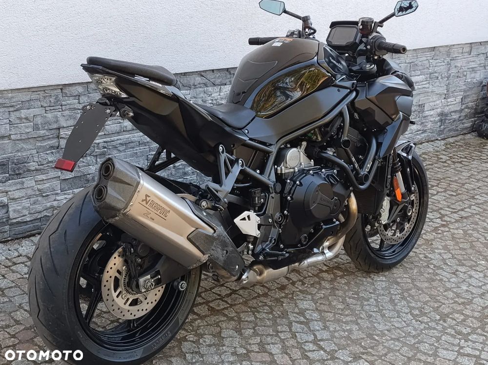 Kawasaki H2 - 7