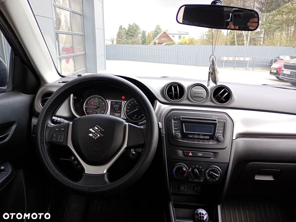 Suzuki Vitara 1.0 Boosterjet Comfort 2WD - 6