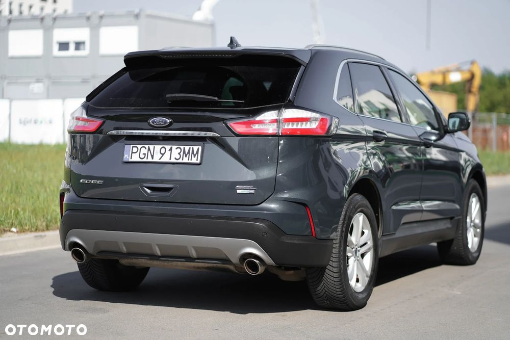 Ford Edge - 19