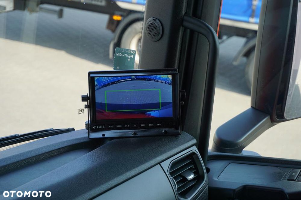 Scania SCANIA / P 360 / E 6 / CHŁODNIA + WINDA / 18 PALET / RETARDER / OŚ SKRĘTNA - 40