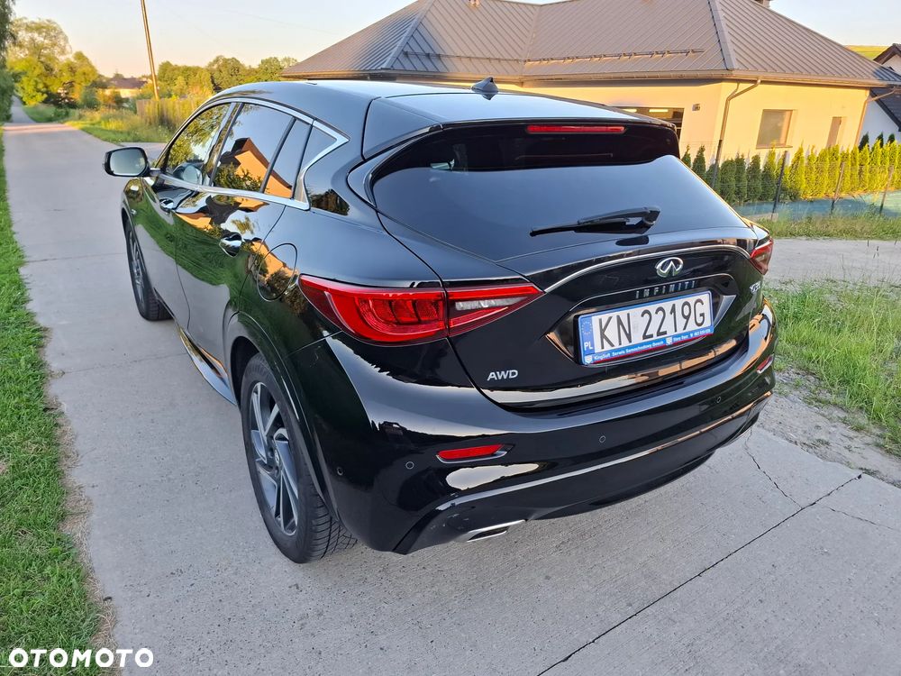 Infiniti Q30 2.2d Premium AWD 7DCT - 9