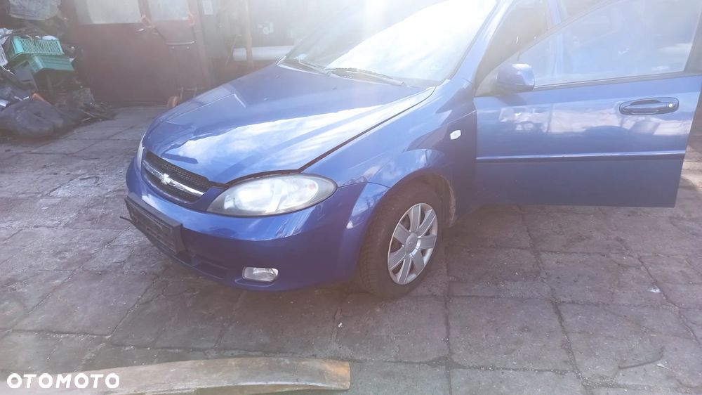 Chevrolet  Lacetti 1.6 L44    lakier 26v   silnik skrzynia  maska zderzak  drzwi błotniki   klapa bagażnika - 2