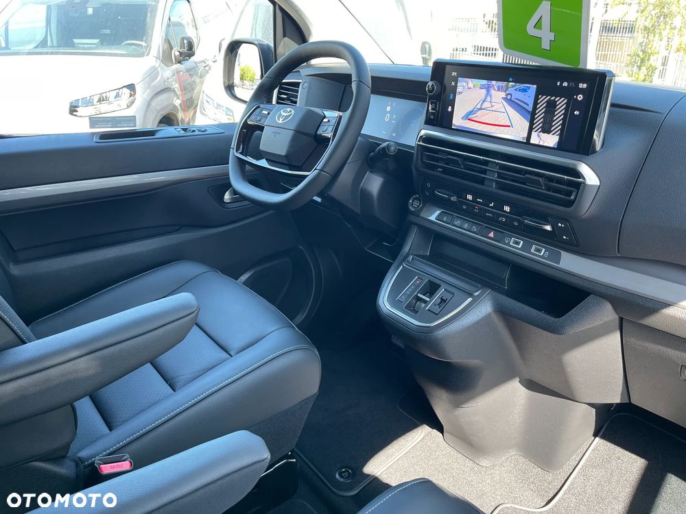 Toyota Proace Verso 2.0 D4-D Long VIP - 18