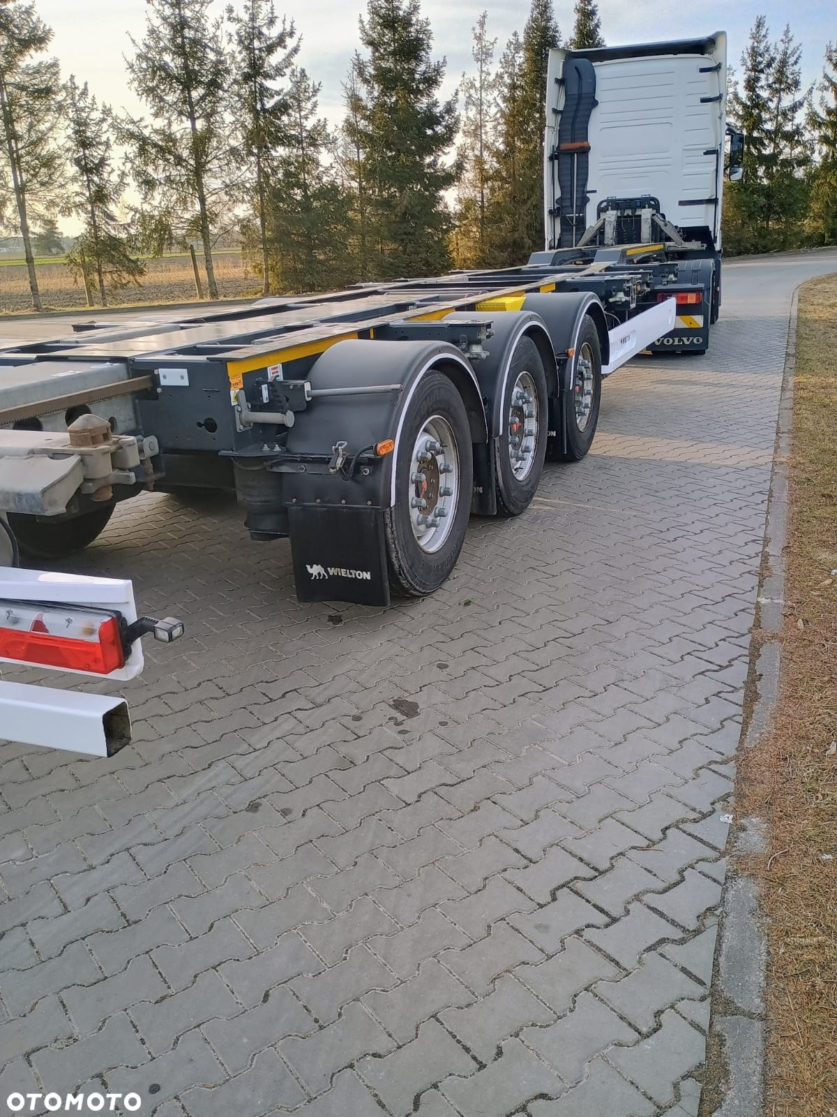 Volvo FH4XT - 11