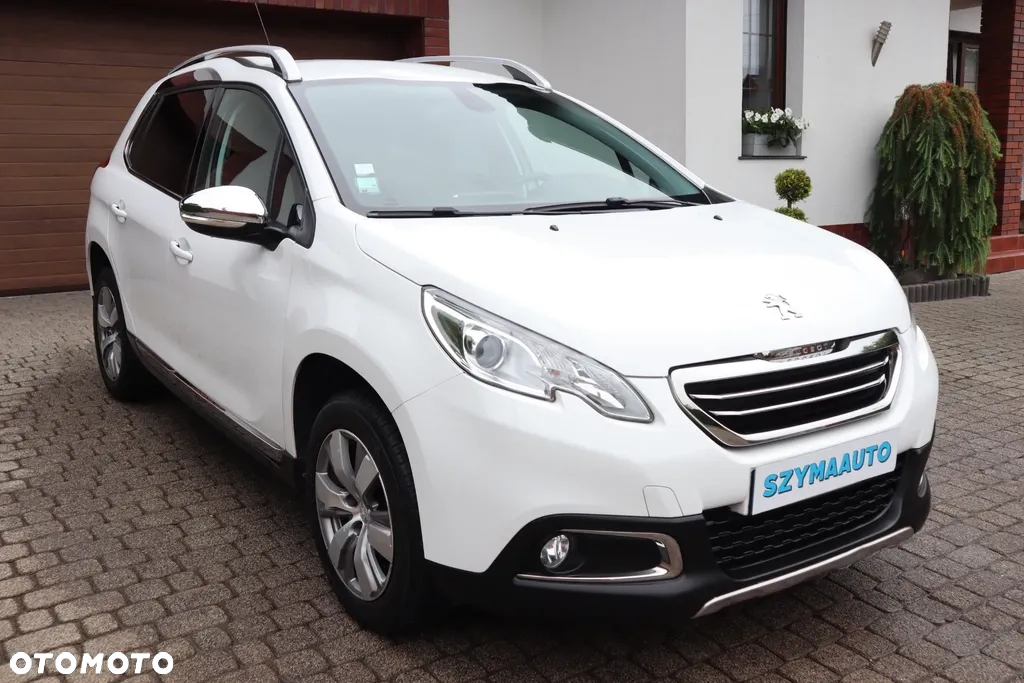 Peugeot 2008 1.2 Pure Tech Allure S&S - 7