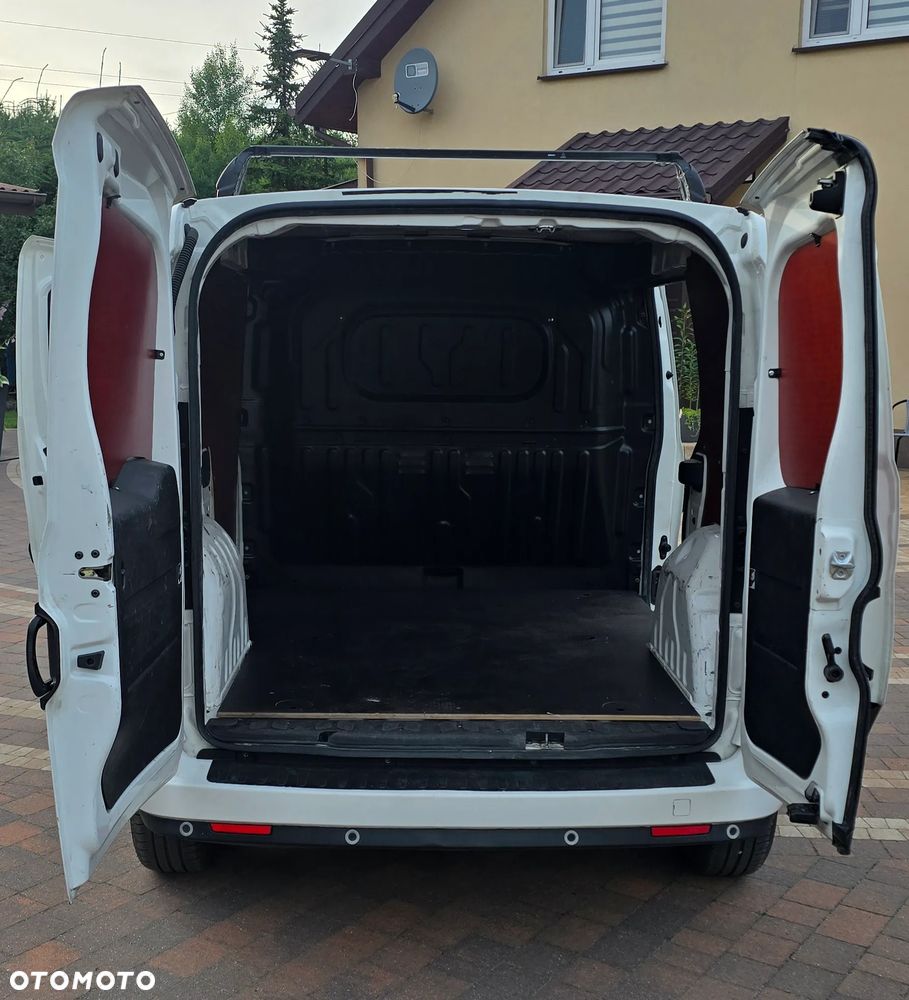 Opel Combo D Van - 22