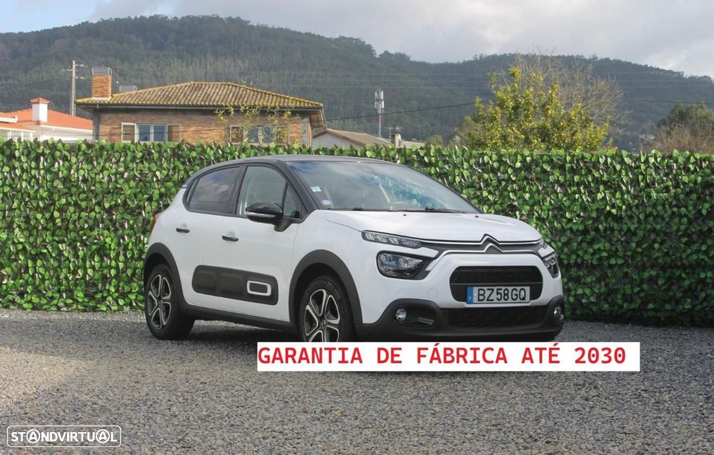 Citroën C3 1.2 PureTech Shine - 1