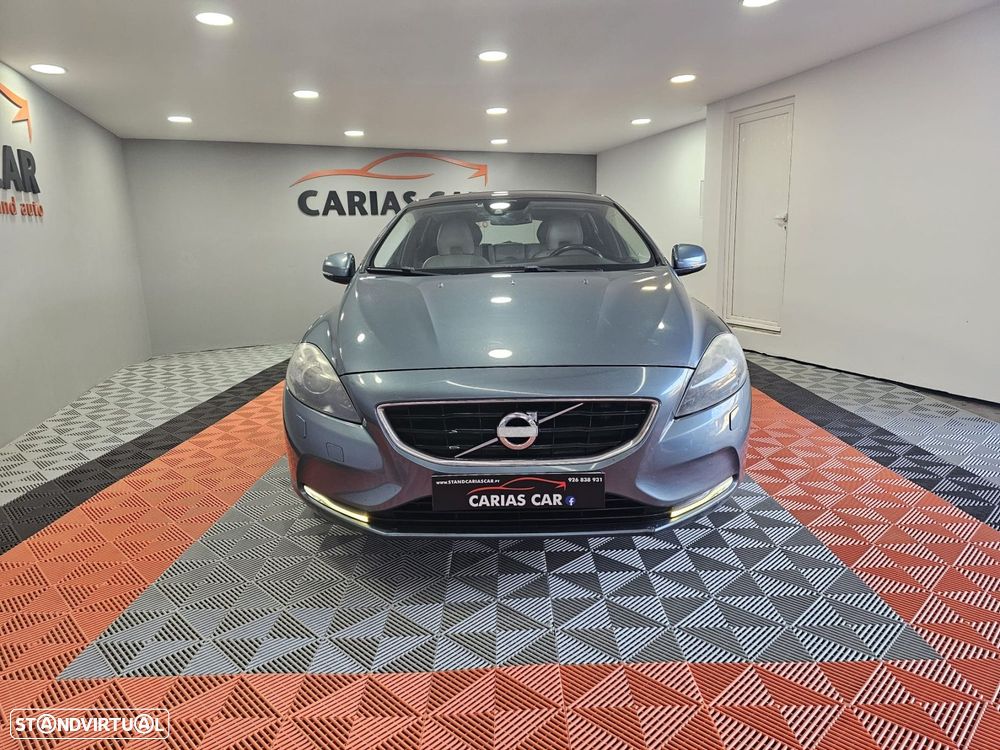 Volvo V40 1.6 D2 Momentum - 3