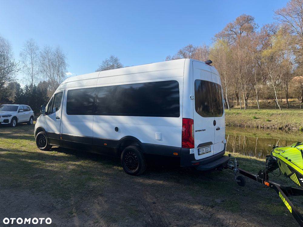 Mercedes-Benz Sprinter - 3