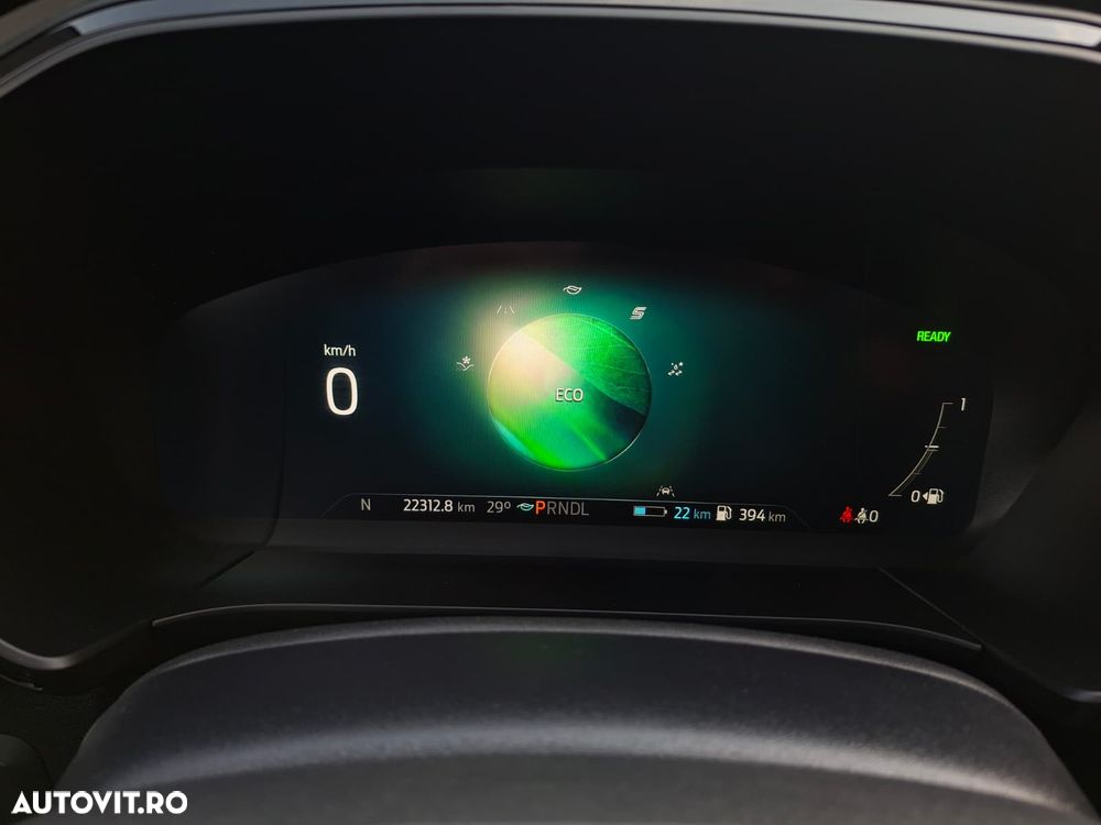 Ford Kuga 2.5 Duratec PHEV ST Line - 38