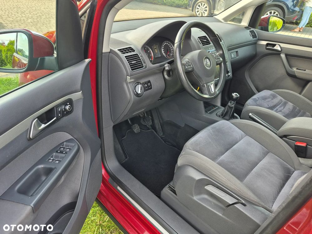Volkswagen Touran 1.4 TSI United - 11