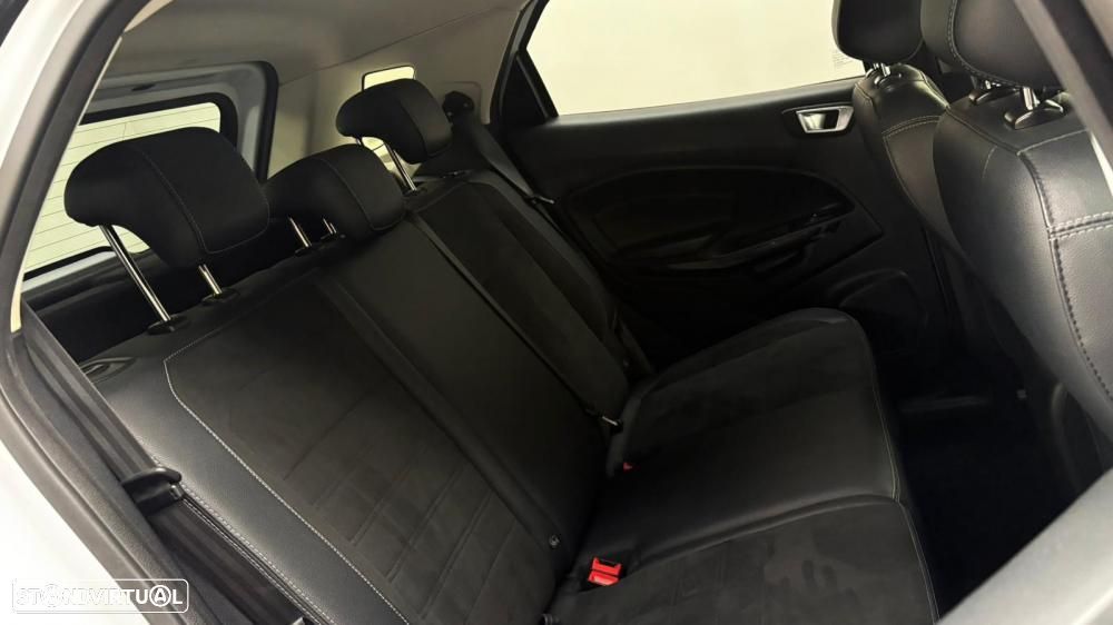 Ford EcoSport 1.0 EcoBoost ST-Line Black Edition - 38