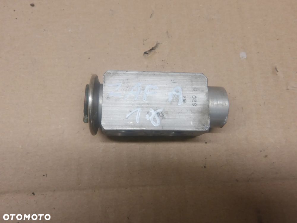 OPEL ZAFIRA A LIFT 1.8B ZAWÓR ROZPRĘŻNY KLIMATYZACJI - 3