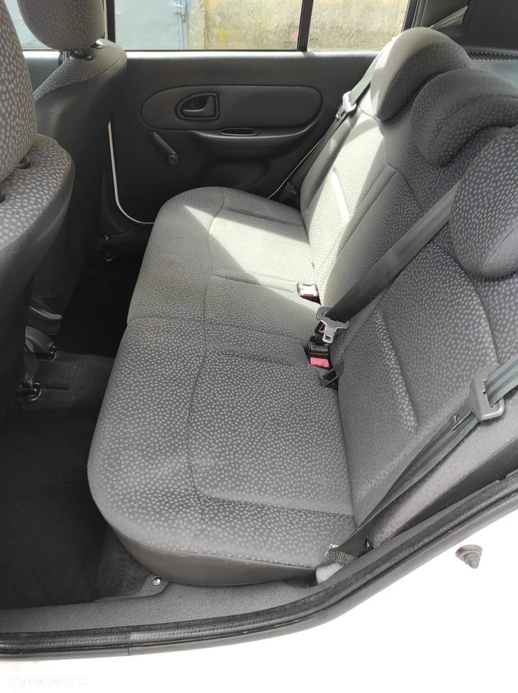 Renault Clio 1.2 Access - 13