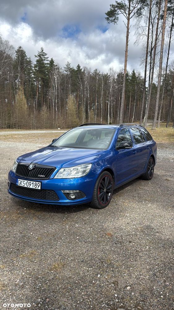 Skoda Octavia 2.0 TDI CR DPF RS - 3