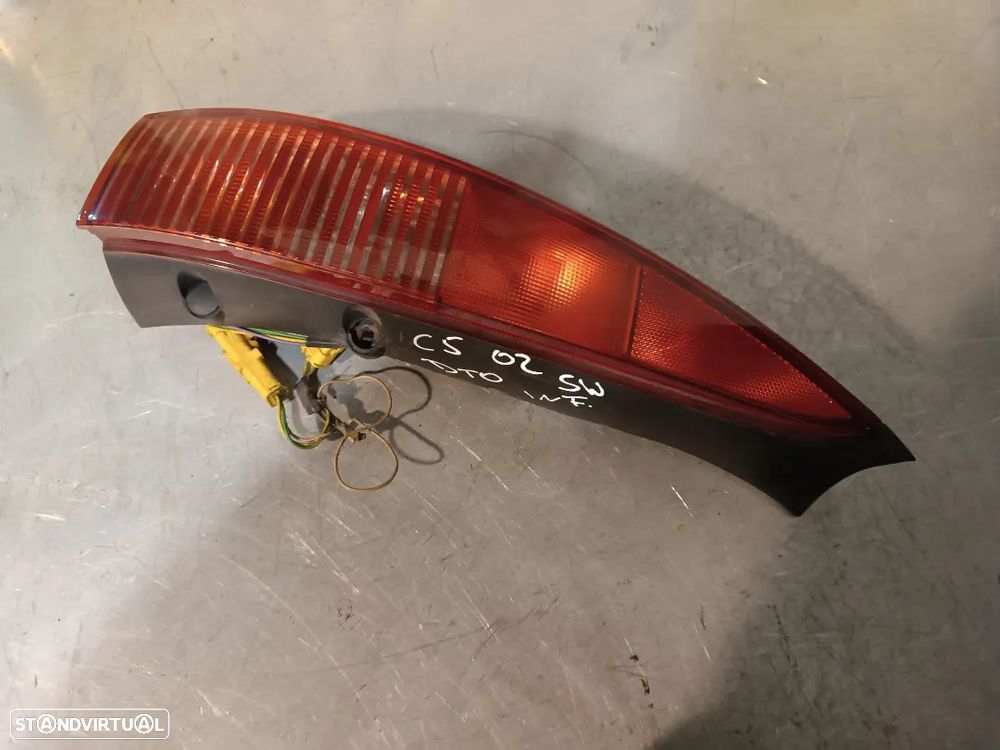 FAROLIM INFERIOR CITROEN C5 BREAK SW 01-08 - DIREITO - 1