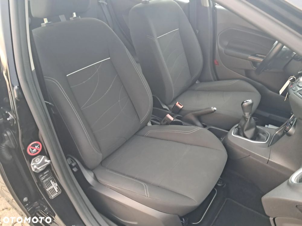 Ford Fiesta 1.25 Trend - 23