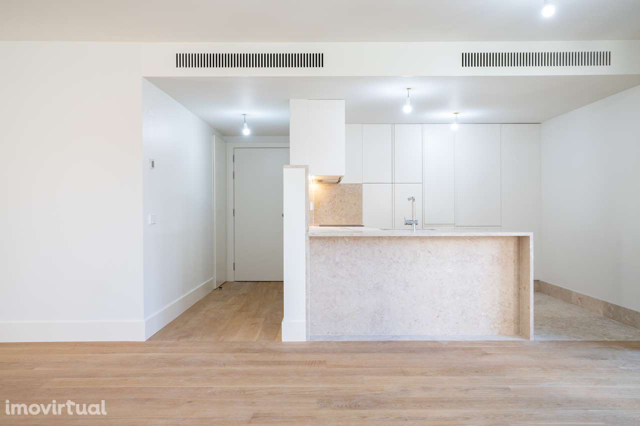 APARTAMENTO T2 DE LUXO, A 3 MINUTOS DA AV. DA LIBERDADE - Grande imagem: 4/48