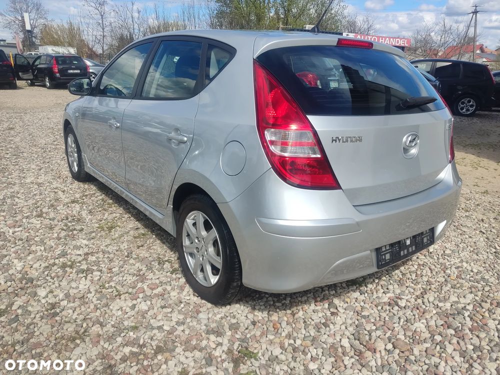 Hyundai i30 1.4 Base - 7