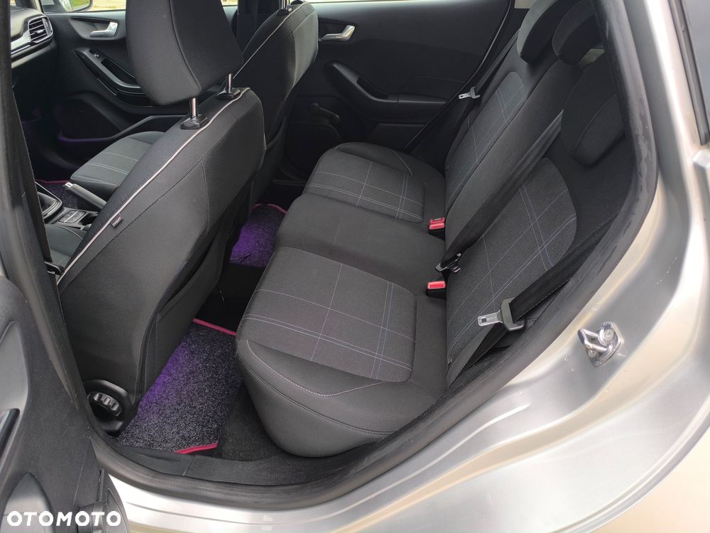 Ford Fiesta - 17