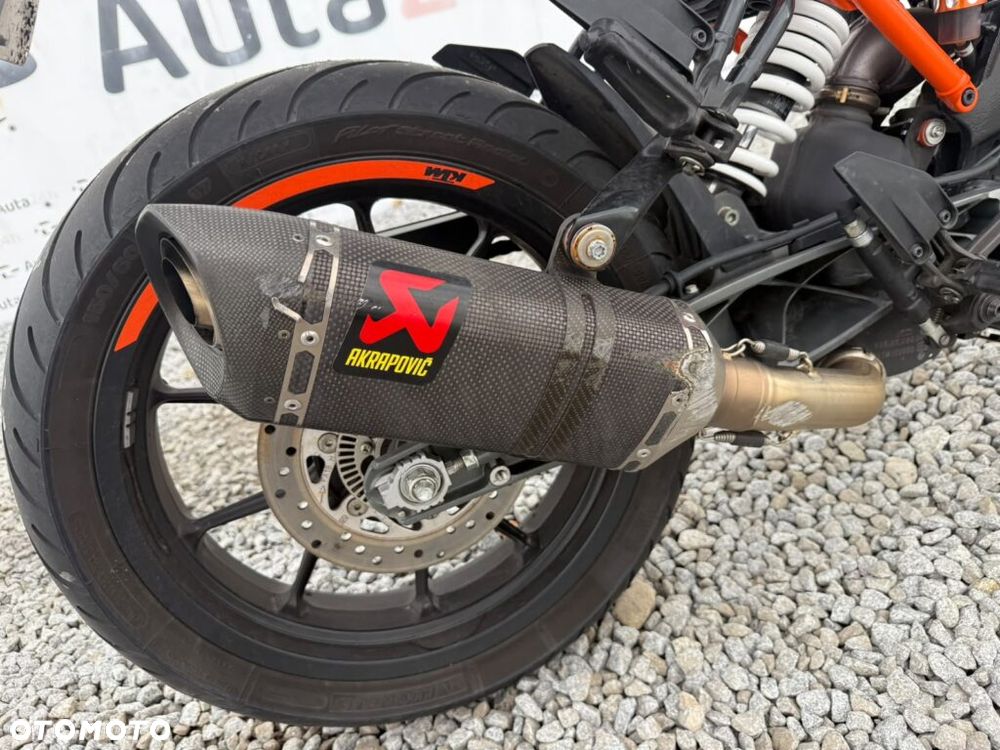 KTM Duke 125 - 18