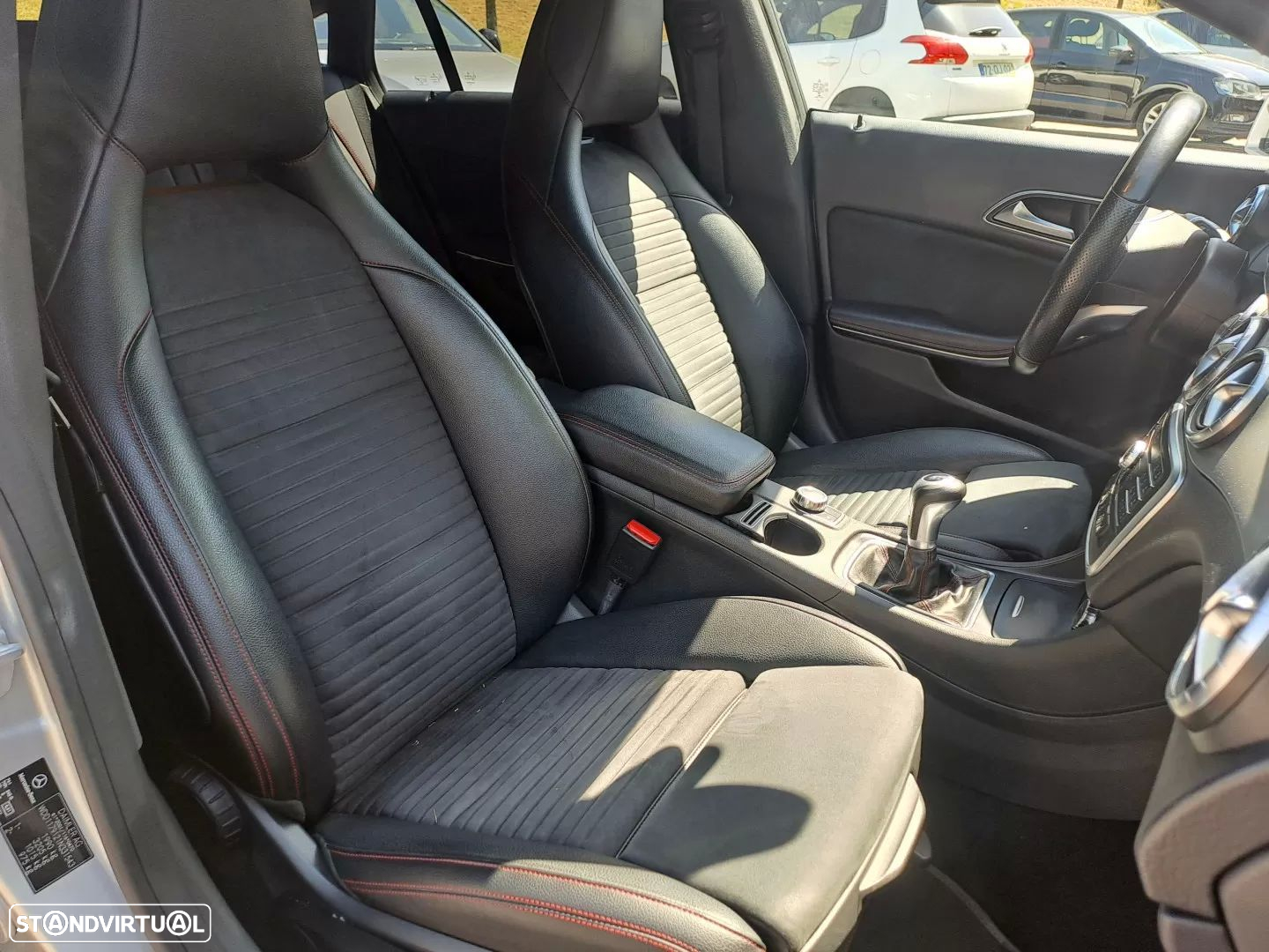 Mercedes-Benz CLA 180 d Shooting Brake AMG Line - 26