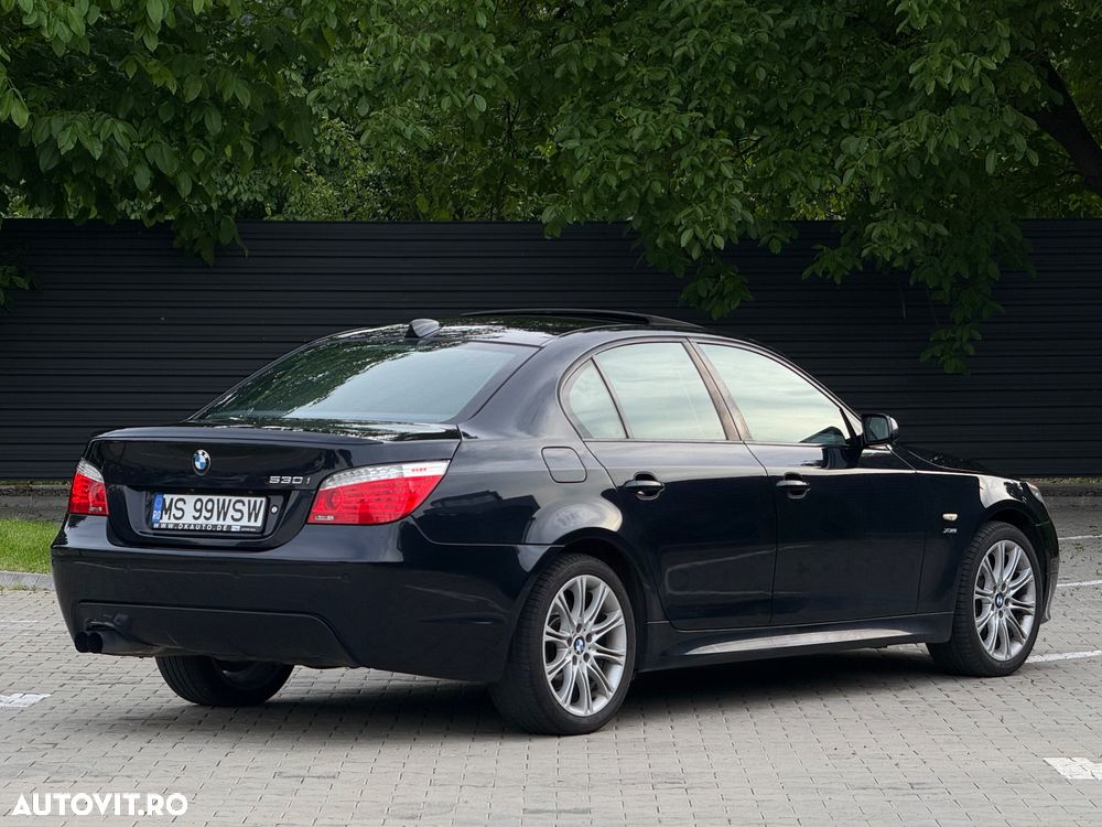 BMW Seria 5 530i xDrive Aut. Edition Sport - 8