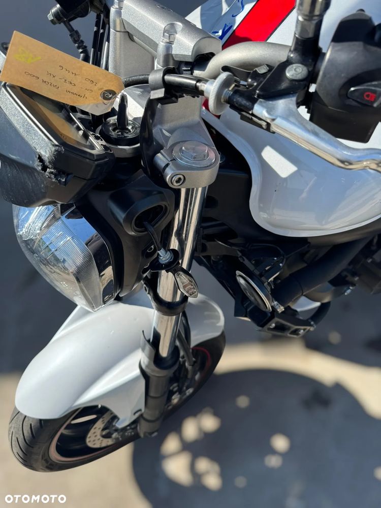 Yamaha FZ6 - 15