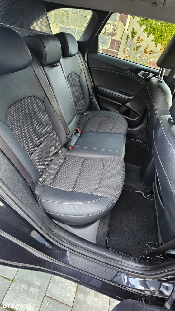 Kia Ceed 1.4 T-GDI L Business Line - 9