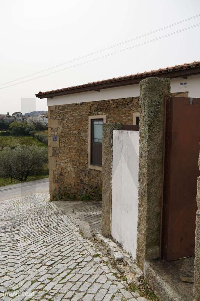 Moradia Rústica T4,  Vinha do Porto, área total 8963m2. Parqueamento | - Grande imagem: 3/25