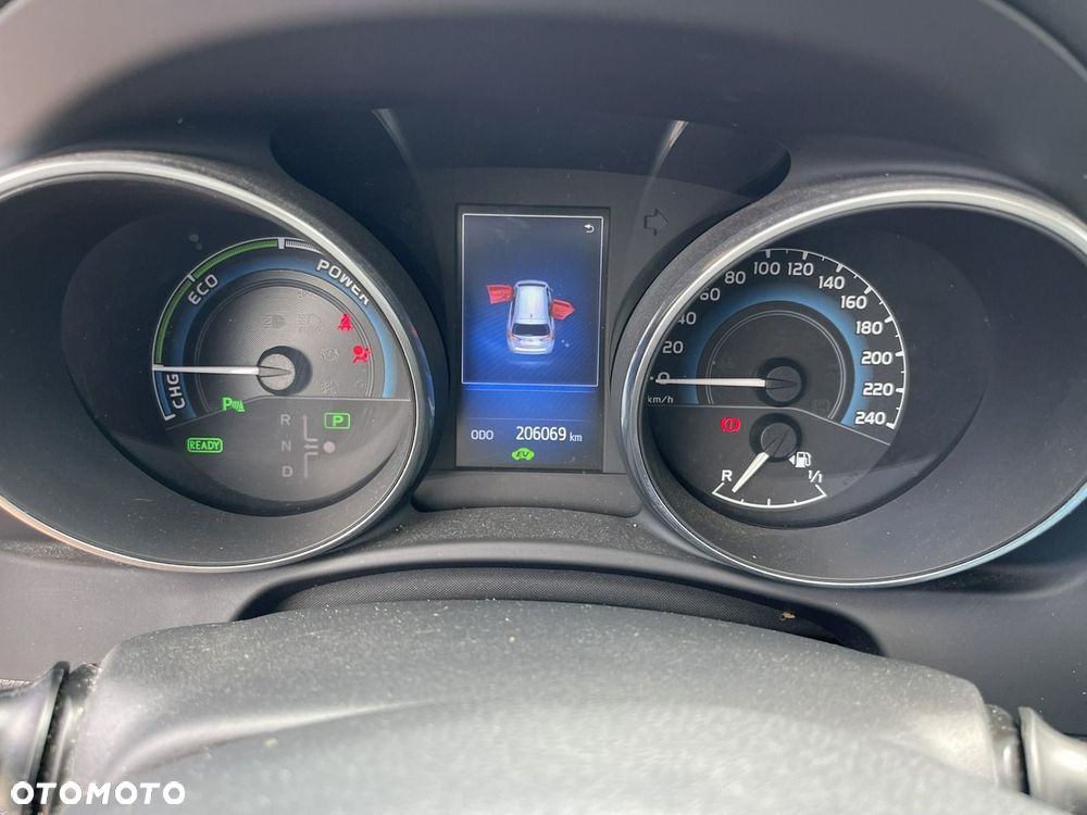 Toyota Auris Hybrid 135 Prestige - 10