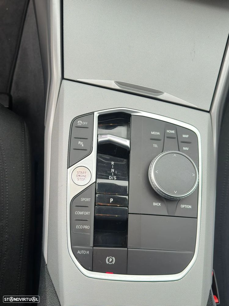 BMW 318 d Touring Line Sport Auto - 18