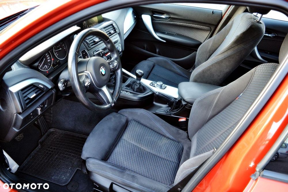 BMW Seria 1 116i - 11