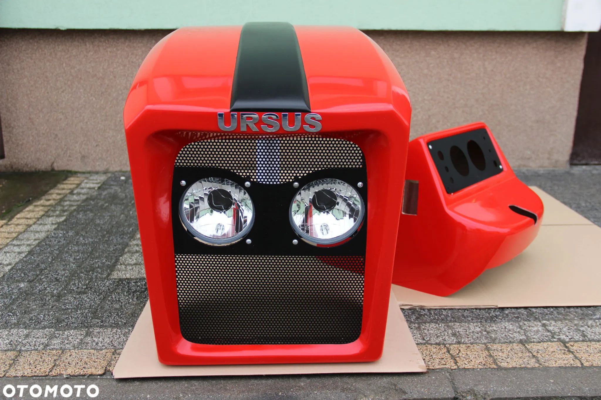 Maska ciągnikowa tworzywo Ursus C330 C-330 Retro Nowość HIT branson - 3